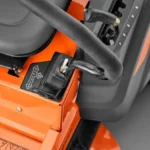 Husqvarna Zero Turn Z242F – Bild 4